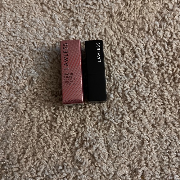 Lawless Satin Luxe Classic Cream lipstick - Picture 1 of 2